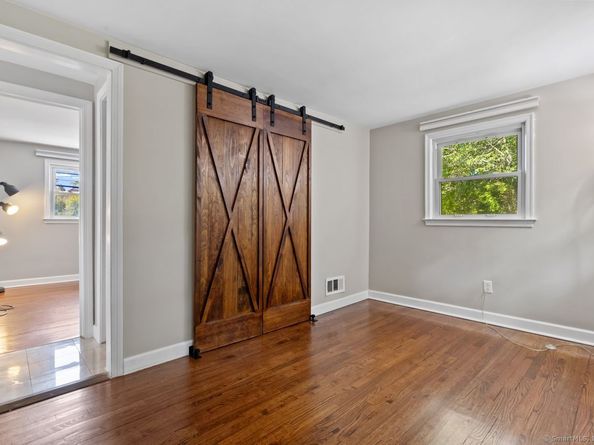 207 Sheephill Road, Greenwich CT 06878