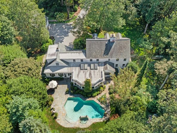 51 Reeder Lane, New Canaan CT 06840