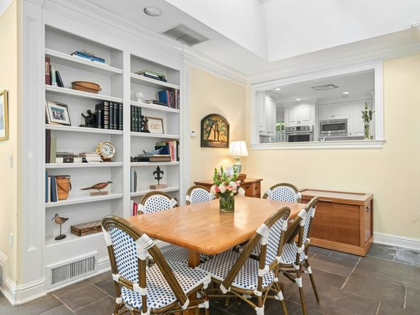 51 Reeder Lane, New Canaan CT 06840