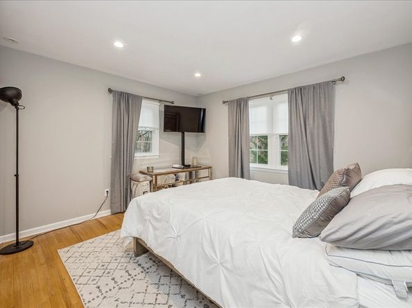 42 Hannahs Road, Stamford CT 06903