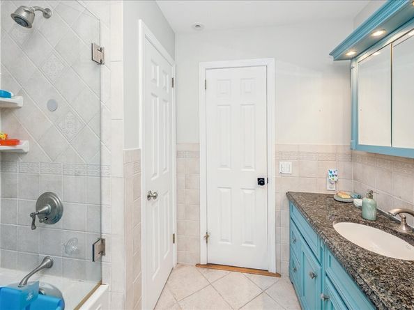 42 Hannahs Road, Stamford CT 06903