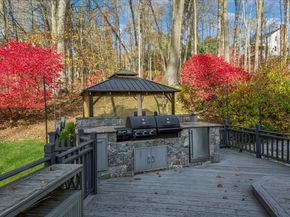 42 Hannahs Road, Stamford CT 06903