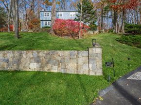 42 Hannahs Road, Stamford CT 06903