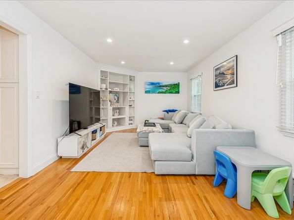 42 Hannahs Road, Stamford CT 06903