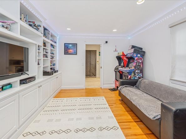 42 Hannahs Road, Stamford CT 06903