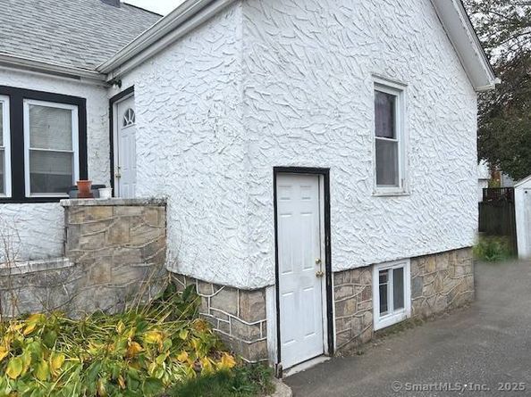 355 Chamberlain Avenue, Bridgeport CT 06606