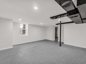 32 Hill Street, Shelton CT 06484