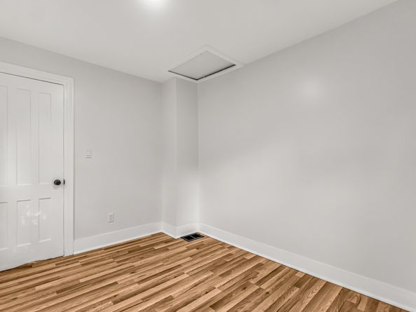 32 Hill Street, Shelton CT 06484