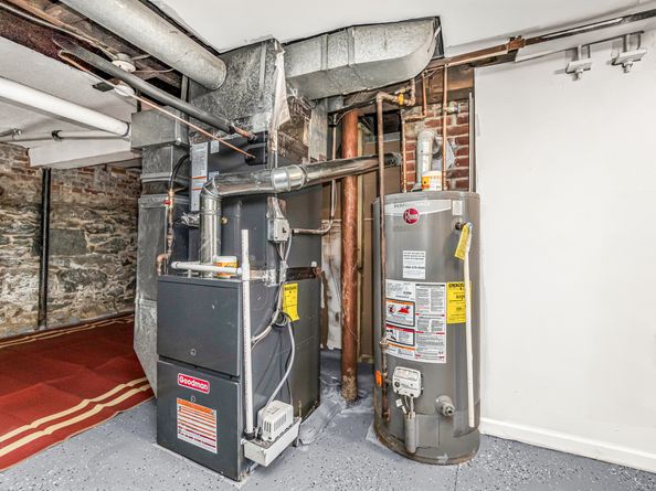 32 Hill Street, Shelton CT 06484