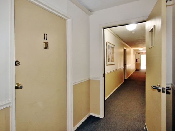 43 Crescent Street APT 11, Stamford CT 06906