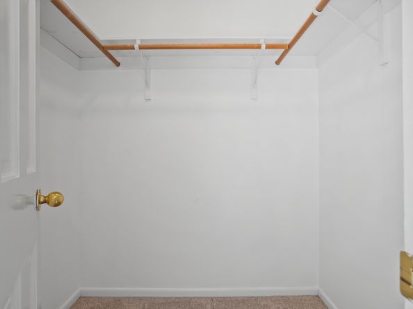 121 Paugusett Circle, Trumbull CT 06611