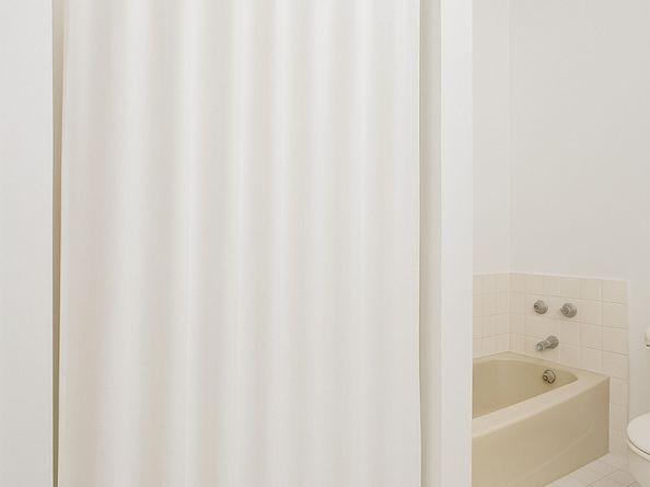 121 Paugusett Circle, Trumbull CT 06611