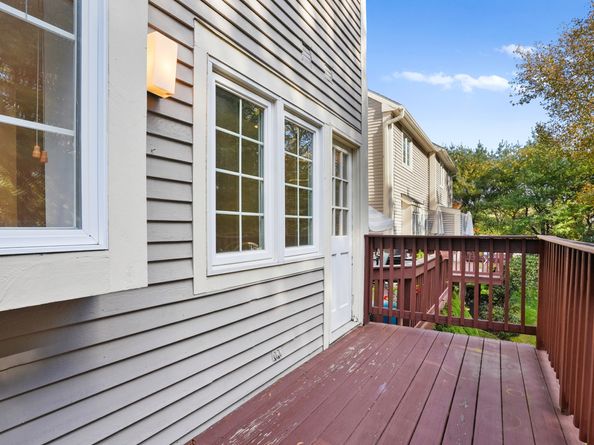 121 Paugusett Circle, Trumbull CT 06611