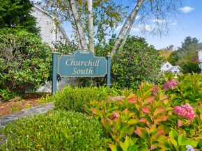 121 Paugusett Circle, Trumbull CT 06611