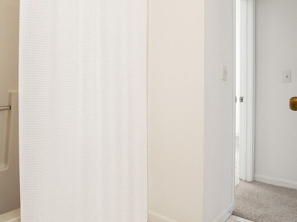 121 Paugusett Circle, Trumbull CT 06611