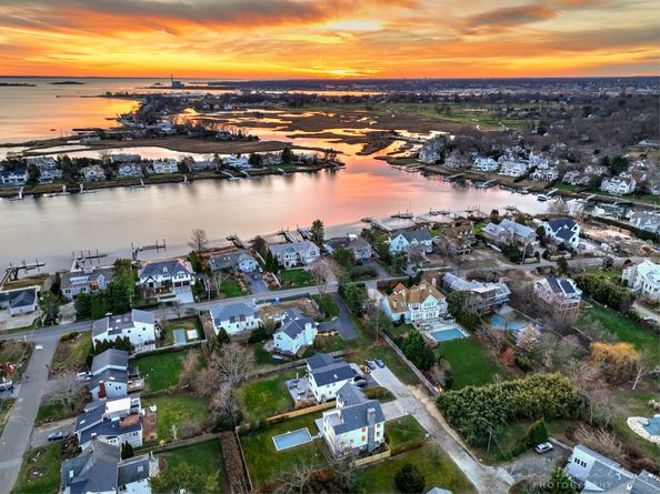 3 Nassau Road, Westport CT 06880