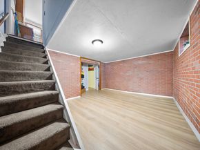 274 Sylvan Knoll Road, Stamford CT 06902