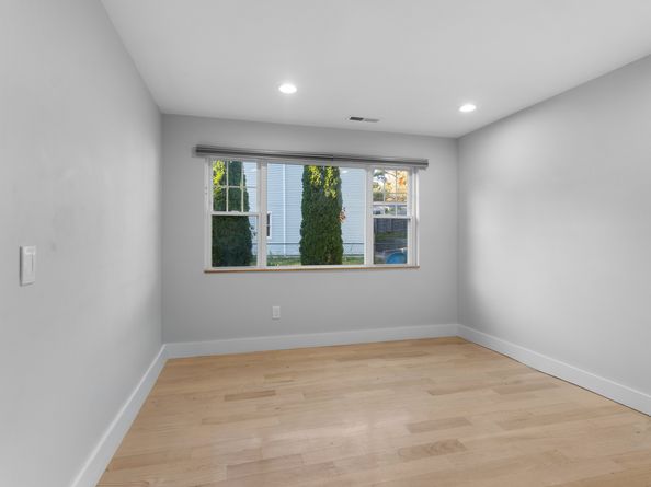 123 Exeter Street, Bridgeport CT 06606