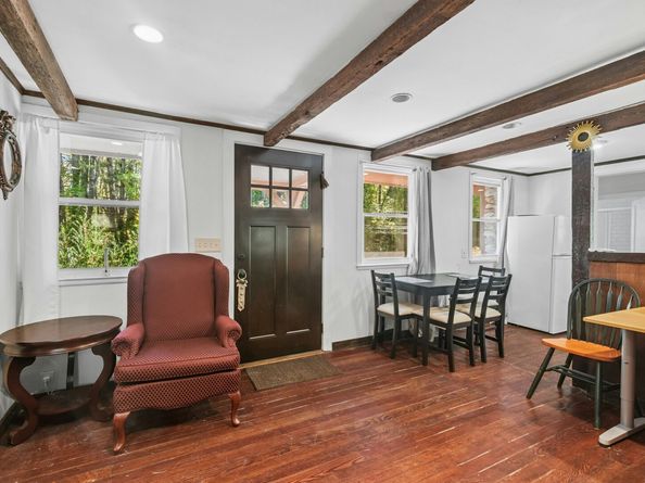 492 Newtown Turnpike, Weston CT 06883