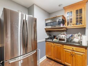 4 Abbey Lane, Newtown CT 06470