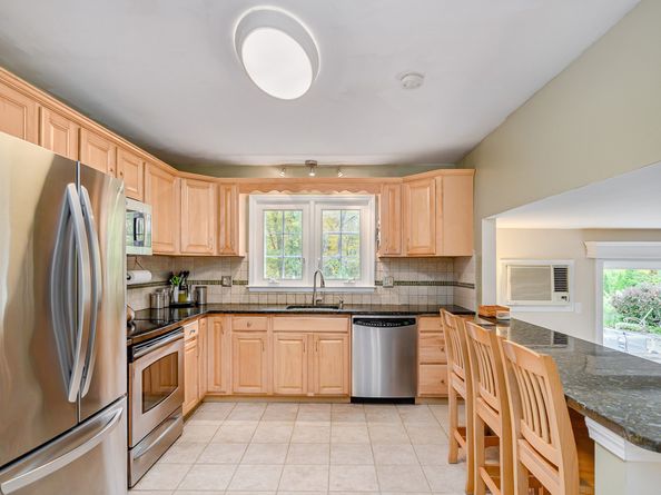 27 Spring Hill Lane, Bethel CT 06801
