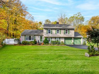 27 Spring Hill Lane