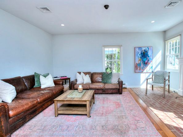 21 Easthill Road, Stamford CT 06903