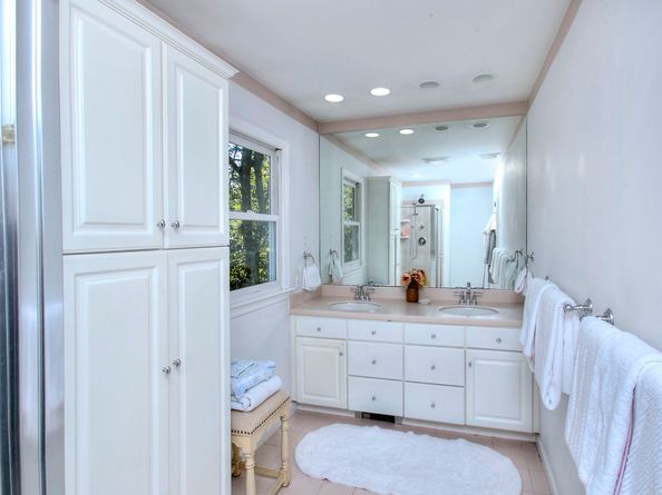 21 Easthill Road, Stamford CT 06903