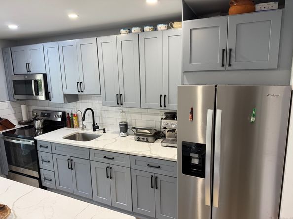 230 Cherry Hill Drive 2B, Bridgeport CT 06606
