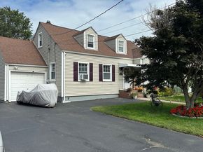 165 Nutmeg Road, Bridgeport CT 06610