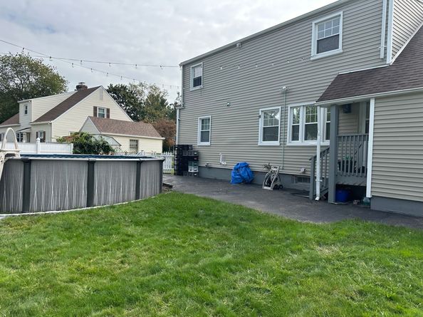 165 Nutmeg Road, Bridgeport CT 06610