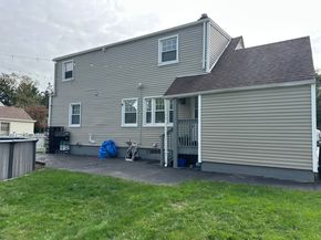 165 Nutmeg Road, Bridgeport CT 06610