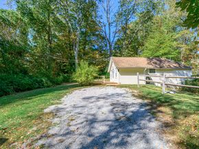 81 Picketts Ridge Road, Redding CT 06896