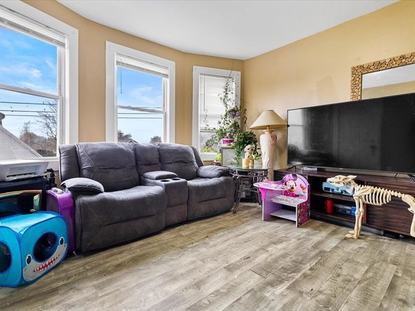 205 Smith Street, Bridgeport CT 06607