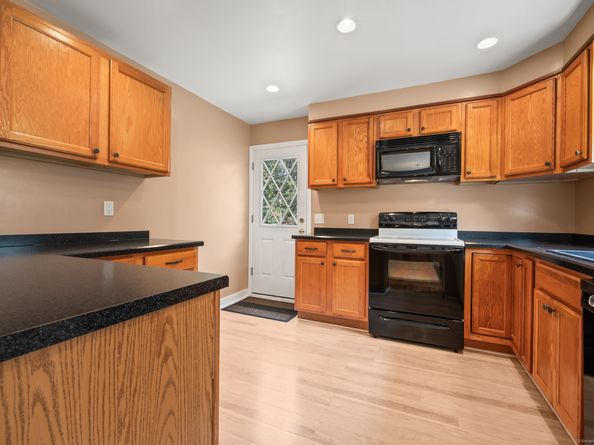 12 Canaan Drive, Bethel CT 06801