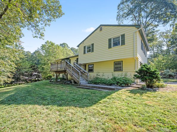 12 Canaan Drive, Bethel CT 06801