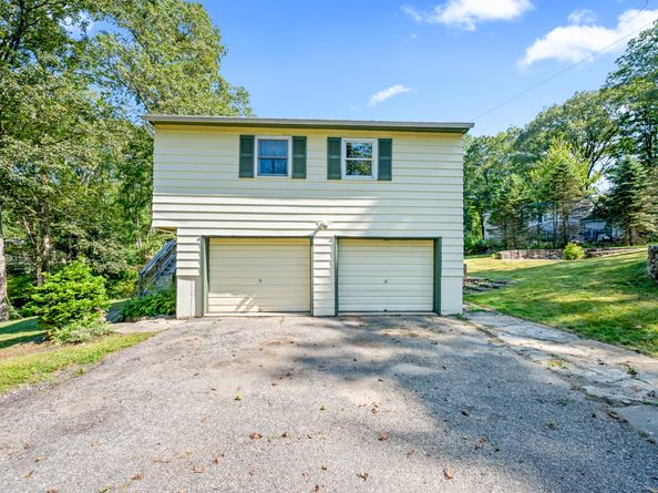 12 Canaan Drive, Bethel CT 06801