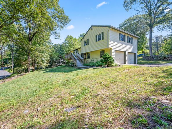 12 Canaan Drive, Bethel CT 06801