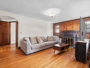 7 Hadik Parkway, Norwalk CT 06854