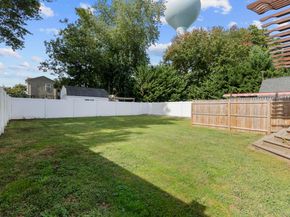 7 Hadik Parkway, Norwalk CT 06854