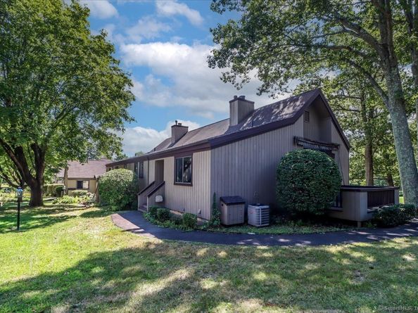 663 North Trail A, Stratford CT 06614
