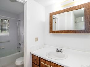 663 North Trail A, Stratford CT 06614