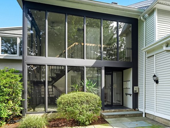 124 Riverside Avenue Apt 2, Westport CT 06880