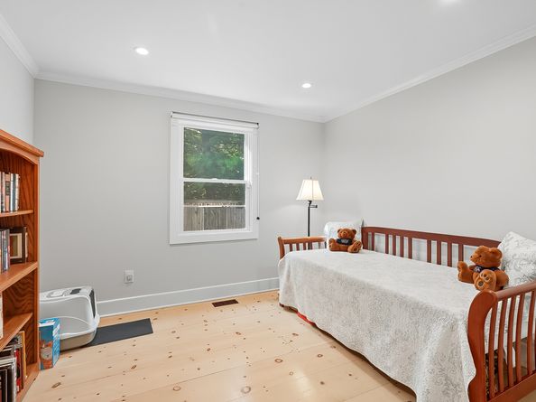 124 Riverside Avenue Apt 2, Westport CT 06880