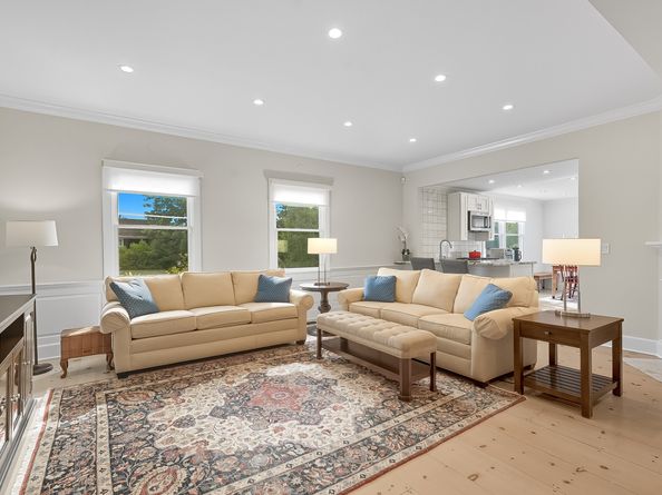 124 Riverside Avenue Apt 2, Westport CT 06880