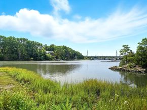 124 Riverside Avenue Apt 2, Westport CT 06880