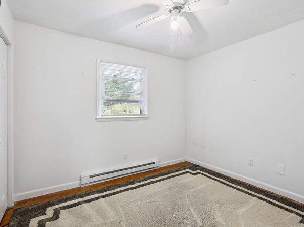 27 Glendale Drive, Danbury CT 06811