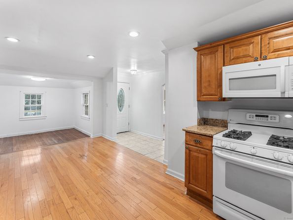 20 Georgetown Road, Weston CT 06883