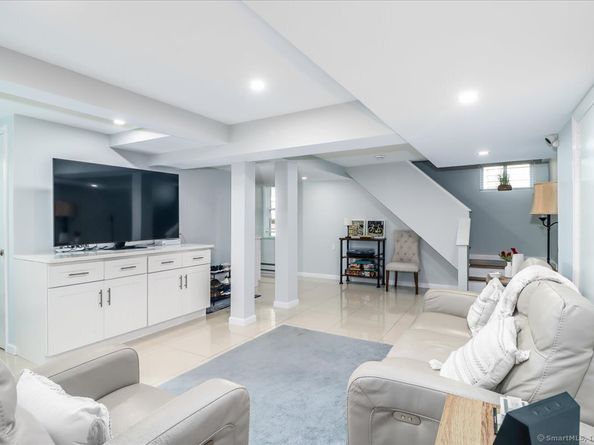 1073 Shippan Avenue, Stamford CT 06902
