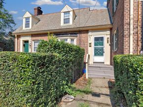 22 Sims Street, Bridgeport CT 06604